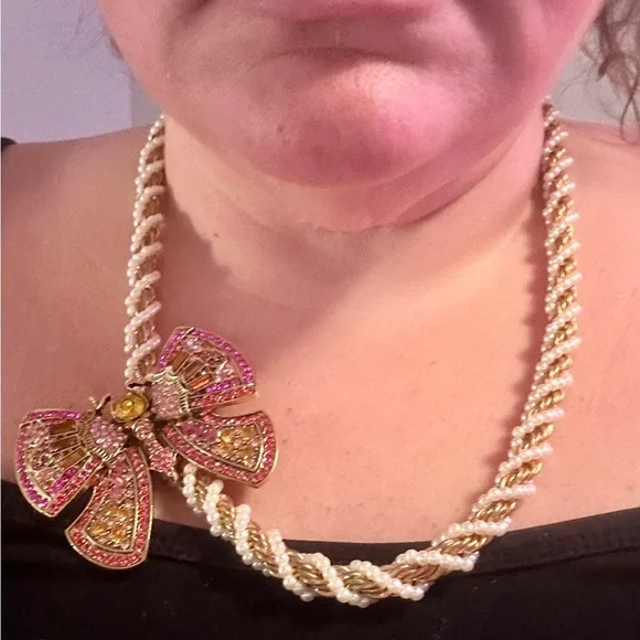 Vintage Pink and Gold Butterfly broach on a “Casual Corner” Necklace - Picture 5 of 8